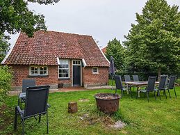 Quaint Farmhouse in Enschede With Terrace