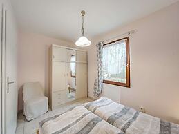 Holiday Home With Garden in Mahlow, Brandenburg