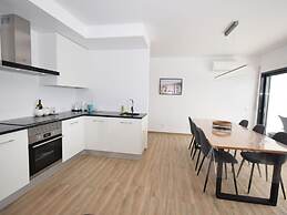 Comfortable Villa in Coto With Swimming Pool