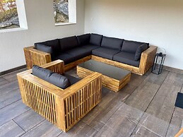 Superbly Located Premium Chalet With Sauna