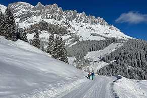 Superbly Located Premium Chalet With Sauna