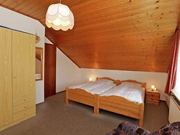 Apartment in Armsfeld With Pool