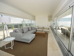 Modern Villa in Obidos Lisbon With Garden & Pool
