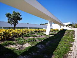 Modern Villa in Obidos Lisbon With Garden & Pool