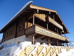 Apartment in Hollersbach With Sauna Near ski Area