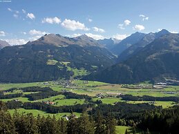 Apartment in Hollersbach With Sauna Near ski Area