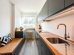 Child Friendly Apartment in Zell am See near Lake