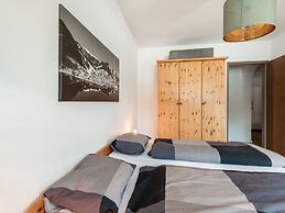 Child Friendly Apartment in Zell am See near Lake