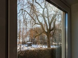 Child Friendly Apartment in Zell am See near Lake