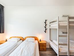 Child Friendly Apartment in Zell am See near Lake