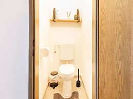 Child Friendly Apartment in Zell am See near Lake