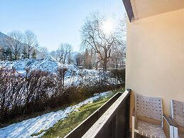 Child Friendly Apartment in Zell am See near Lake