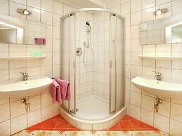 Large Apartment in Maria Alm With Terrace