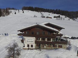Large Apartment in Maria Alm With Terrace