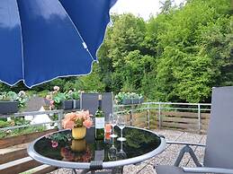 Apartment in Weser Uplands With Garden