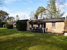 Appealing Holiday Home in Guelders near Forest