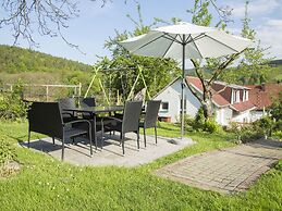 Holiday Home with Garden & Terrace near Rennsteig in Thuringian Forest