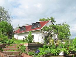 Holiday Home with Garden & Terrace near Rennsteig in Thuringian Forest