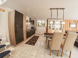 Holiday Home with Garden & Terrace near Rennsteig in Thuringian Forest