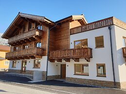 Chalet in Neukirchen am Grossvenediger With Sauna