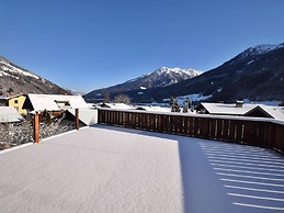 Chalet in Neukirchen am Grossvenediger With Sauna