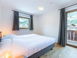 Chalet in Neukirchen am Grossvenediger With Sauna