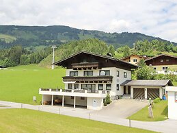Beautiful Apartment With Large, Sunny Balcony
