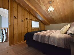 Lovely Holiday Home in Nistelrode near Lake