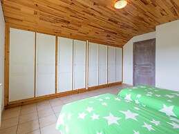 Magnificent Villa in Brisy With Sauna Roofed