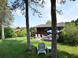 Comfortable Cottage Near Lake Cherapont