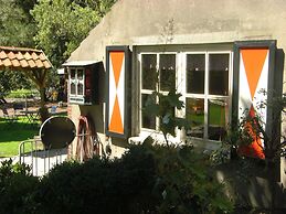 Cozy Holiday Home in Bergen op Zoom With Garden