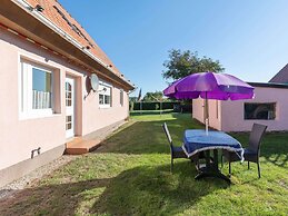 Apartment in Temannsdorf With Garden