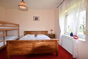 Apartment in Temannsdorf With Garden