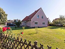 Apartment in Temannsdorf With Garden