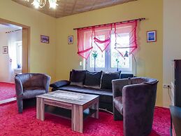 Apartment in Temannsdorf With Garden