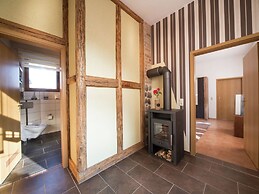 Spacious Apartment With Terrace Zur Forelle