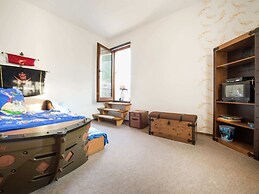 Spacious Apartment With Terrace Zur Forelle