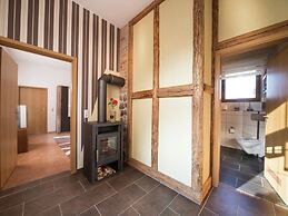 Spacious Apartment With Terrace Zur Forelle