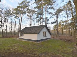 Completely Detached Bungalow in a Nature-filled Park by a Large fen