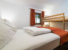 Spacious Chalet near Ski Area in Saalbach-Hinterglemm