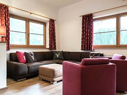 Spacious Chalet near Ski Area in Saalbach-Hinterglemm