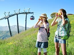 Spacious Chalet near Ski Area in Saalbach-Hinterglemm