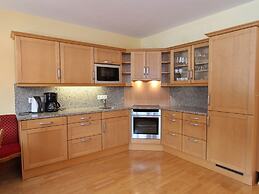 Large Chalet Apartment in Saalbach-hinterglemm