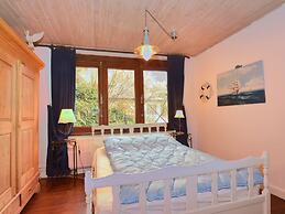 Child-friendly Holiday Home in La Roche-en-ardenne