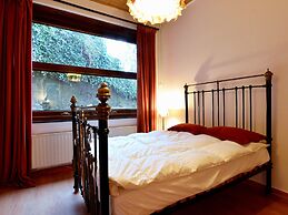 Child-friendly Holiday Home in La Roche-en-ardenne