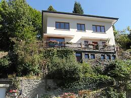 Child-friendly Holiday Home in La Roche-en-ardenne