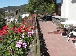 Child-friendly Holiday Home in La Roche-en-ardenne