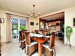 Chic Holiday Home in Durbuy With Sauna