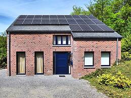 Chic Holiday Home in Durbuy With Sauna