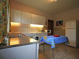 Cozy Holiday Home in Lesterny near Lake